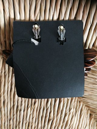 Pendientes y brazaletes madera Mango