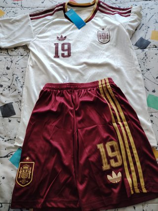 Conjunto Lamine Yamal España Niño talla 22