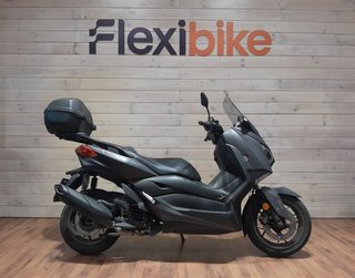Yamaha X-Max 125