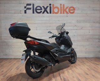 Yamaha X-Max 125