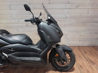 Yamaha X-Max 125
