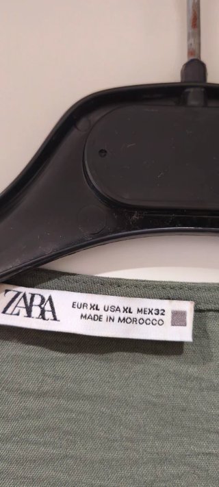 Blusa cruzada Zara verde oliva talla única
