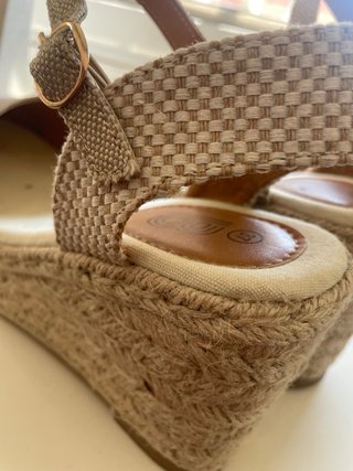 Sandalias B. esparto talla 37