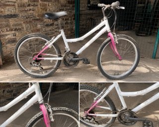 Bicicleta niña blanca y rosa