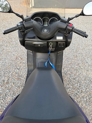Yamaha Majesty 400 Maxi-Scooter Azul