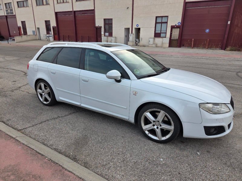 SEAT Exeo 2012 - foto 1