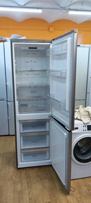 NEVERA COMBI L. G NO FROST ENERGÍA A+++