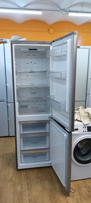 NEVERA COMBI L. G NO FROST ENERGÍA A+++