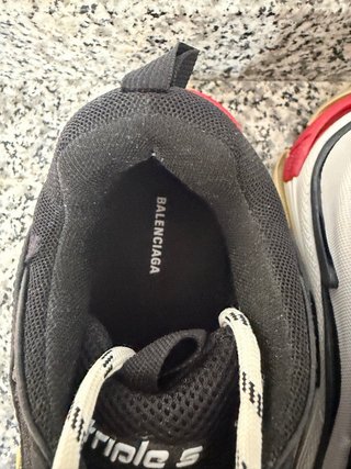 Balenciaga Triple S Talla 39 Negro Blanco