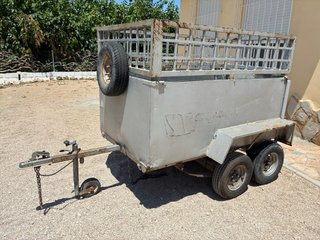 Remolque dos ejes con documentación