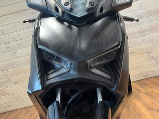 Yamaha XMAX 300 Tech MAX