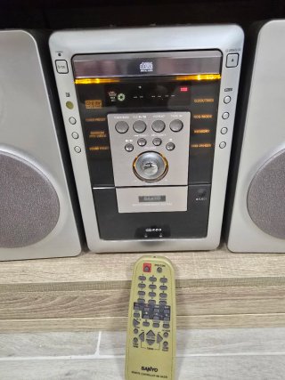 Minicadena Sanyo Radio CD