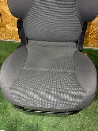 Pareja Asientos Partner/Berlingo Comercial