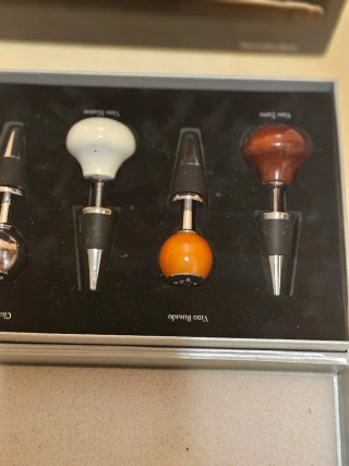 Mercedes-Benz Juego Pomos Botellas