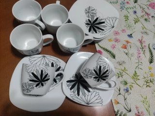 Juego 6 tazas y platos café floral