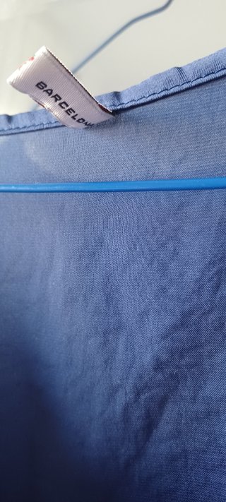 Camisa azul talla M
