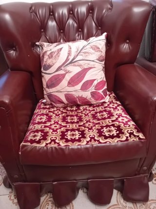 Divano Classico in Pelle Marrone