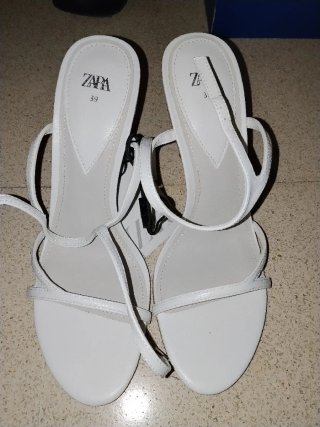 Sandalias Zara Talla 39 Blancas