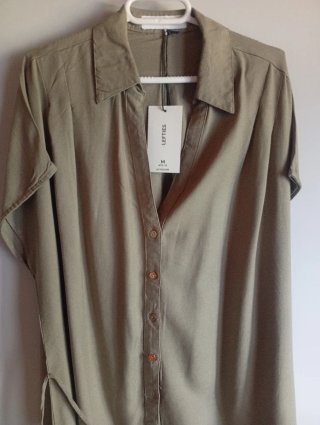 Blusa Lefties verde oliva talla M