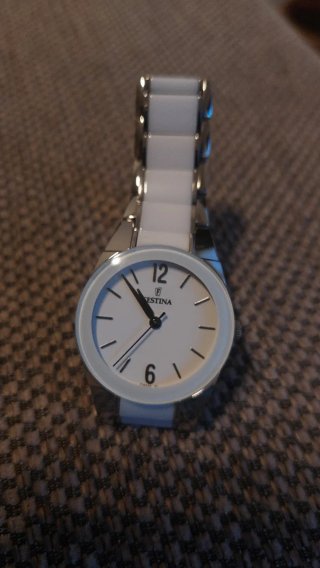 Reloj ceramic FESTINA, color blanco de mujer