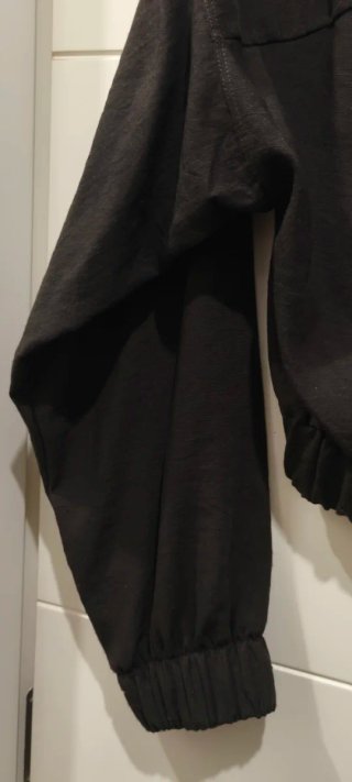 Cazadora bomber Zara lino negra