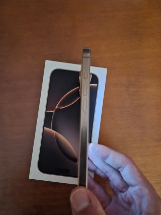 iPhone 16 Pro 128GB Dorado 90% Batería