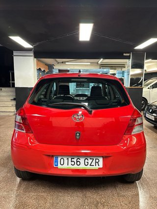 Toyota Yaris 2010/ 1.3 Gasolina / 257 mil km