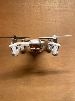 Dron Hubsan con cámara FPV x4