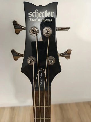 Bajo Schecter 4 cuerdas PJ Rayden Deluxe DLX4