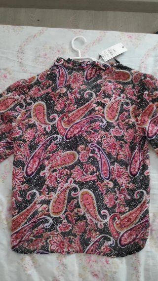 Blusa Sfera Estampada Multicolor Talla M