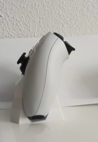 Soporte para mando PS5 impreso en 3D personalizado