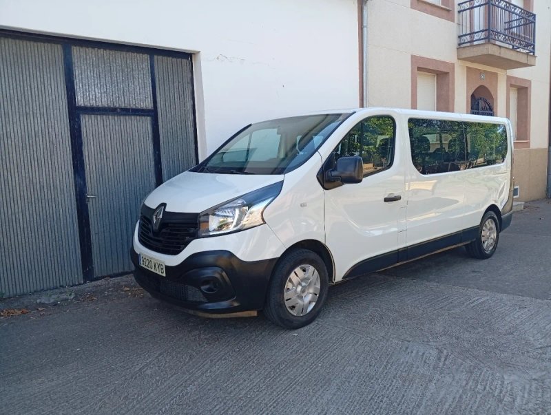 Renault Trafic 2019 - foto 1