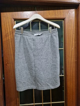 Faldas tallas S/M por 1 euro la unidad