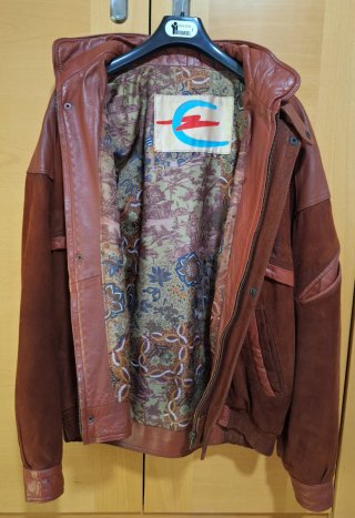 Cazadora bomber de piel marrón, Talla L