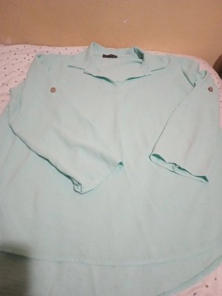 Camisa manga larga mujer. Talla XL. Nueva.