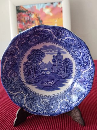Antiguo Plato Wedgwood "River Scene" Ingles