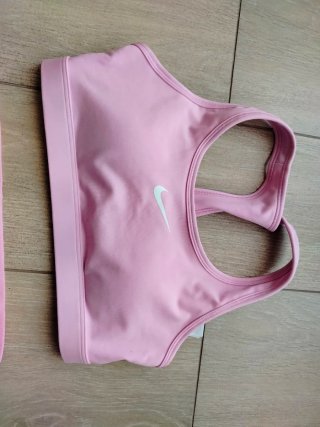 Conjunto Nike Top Deportivo y Malla Rosa