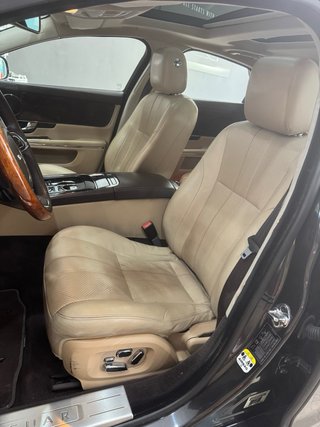 JAGUAR XJ 3.0d 275cv 🟡 NACIONAL FULL EXTRAS