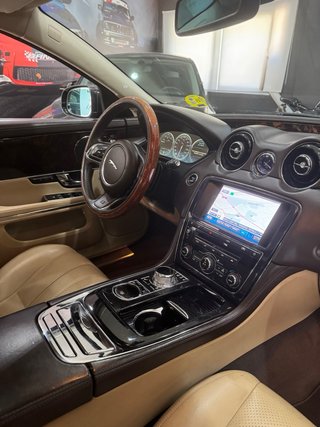JAGUAR XJ 3.0d 275cv 🟡 NACIONAL FULL EXTRAS