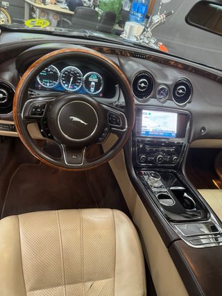 JAGUAR XJ 3.0d 275cv 🟡 NACIONAL FULL EXTRAS