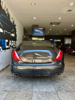 JAGUAR XJ 3.0d 275cv 🟡 NACIONAL FULL EXTRAS