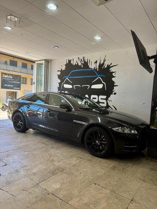 JAGUAR XJ 3.0d 275cv 🟡 NACIONAL FULL EXTRAS