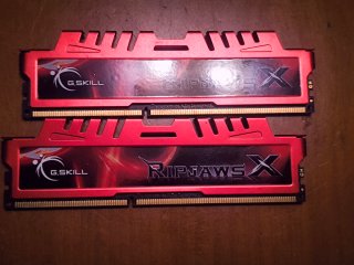 4x DDR3 4GB RAM Modules