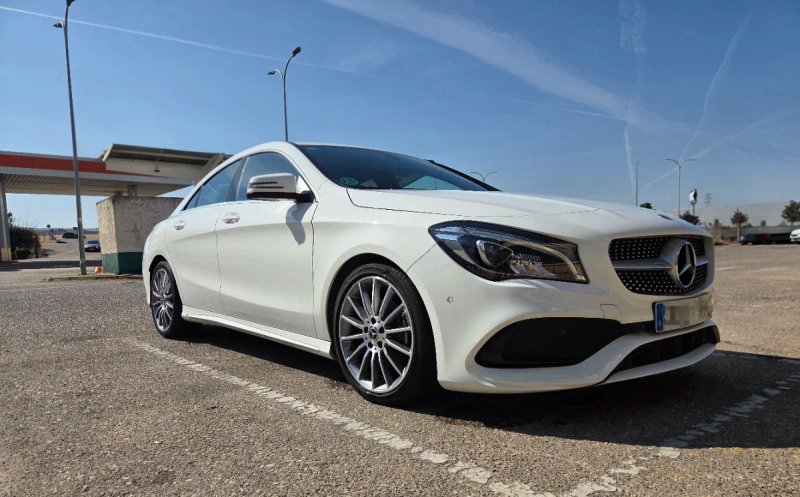 Mercedes-Benz Clase CLA 2018 - foto 1