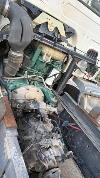 Volvo FL250 Volquete Basculante 220.000 kms