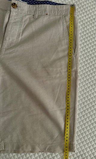 Bermuda hombre beige talla S