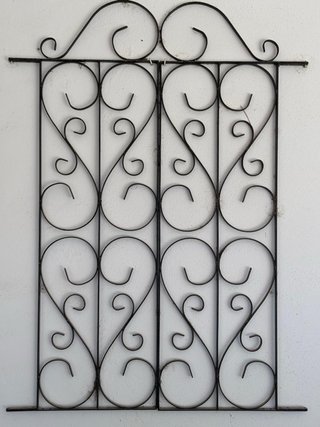 Reja decorativa de hierro forjado