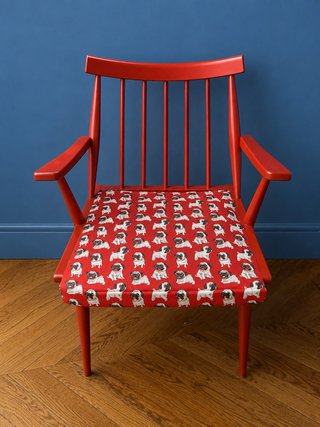 Silla de madera colonial