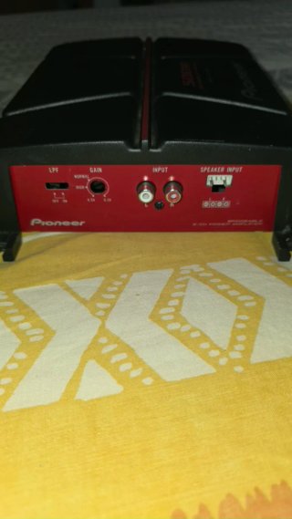 Amplificador Pioneer GM-A3702 500W 4 Canales