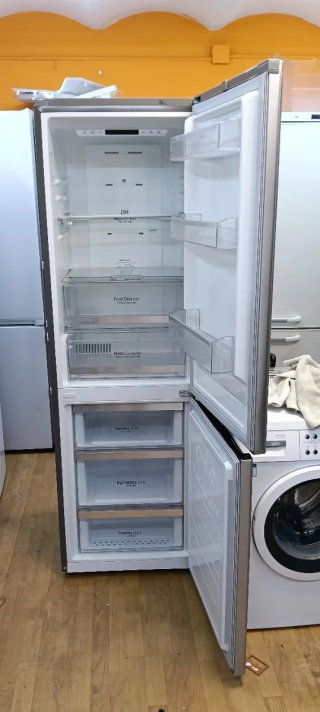 Nevera combi LG Acero Inoxidable 190X60X65CM
